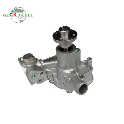 comprare Pompa d'acqua 15451-73030 07933-00130 1545173030 0793300130 per motore V4000 V4300 V4702 online manufacture