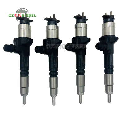 Iniettore carburante 1J500-53051 095000-9690 per motori Kubota V3800 V3800T