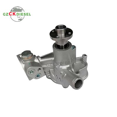 Pompa d'acqua 15451-73030 07933-00130 1545173030 0793300130 per motore V4000 V4300 V4702
